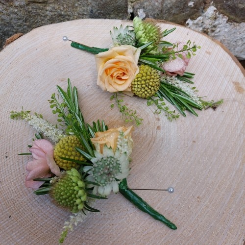 Country buttonhole